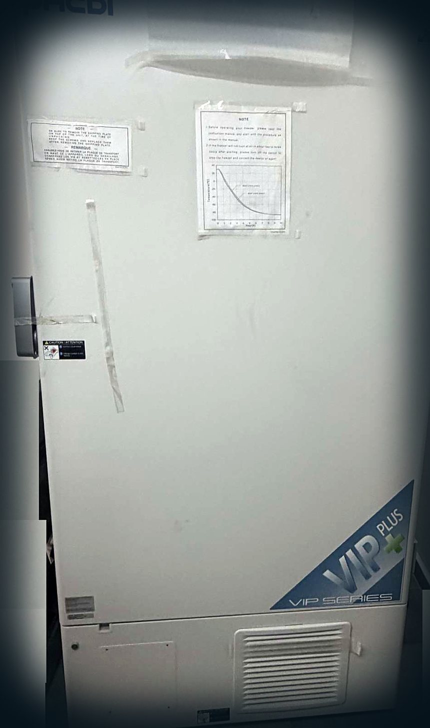 Congelador vertical de ultrabaja temperatura PHCBI MDF-U76V, serie VIP PLUS